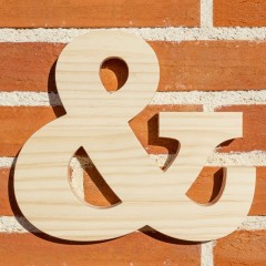 AMPERSAND Esperluette décorative en bois de pin avec lettre "&" finition naturelle de Cortaydecora | Letras de Madera