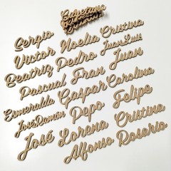 Nomes personalizados de fibra de madeira pequena, letras vinculadas para marcadores de Cortaydecora | Letras de Madera