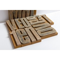 Letras de bloco decorativas vintage com efeito de aço corten enferrujado de Cortaydecora | Letras de Madera