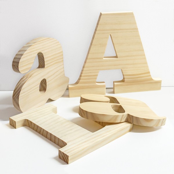Letras de madera de pino acabado natural personalizadas